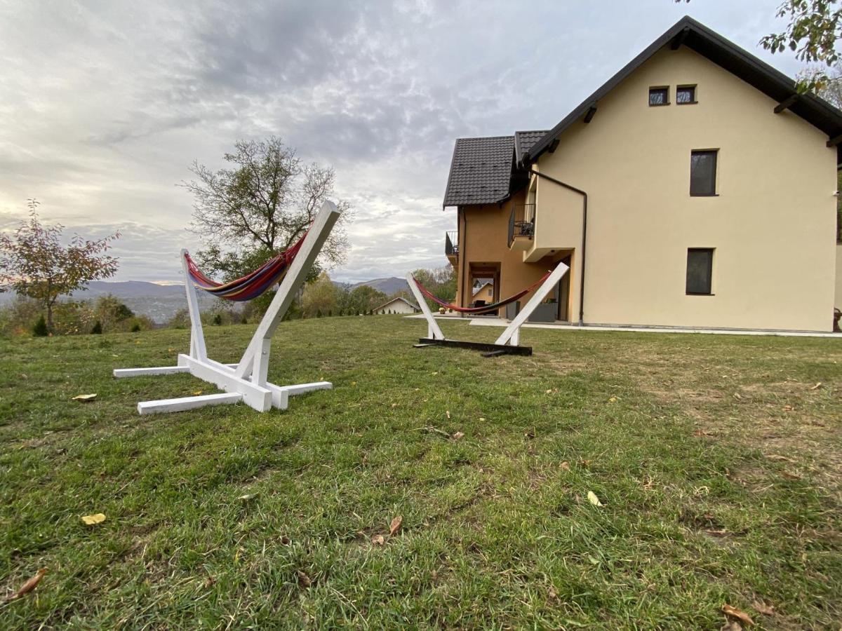 Pensiunea Piri Land Comarnic Extérieur photo