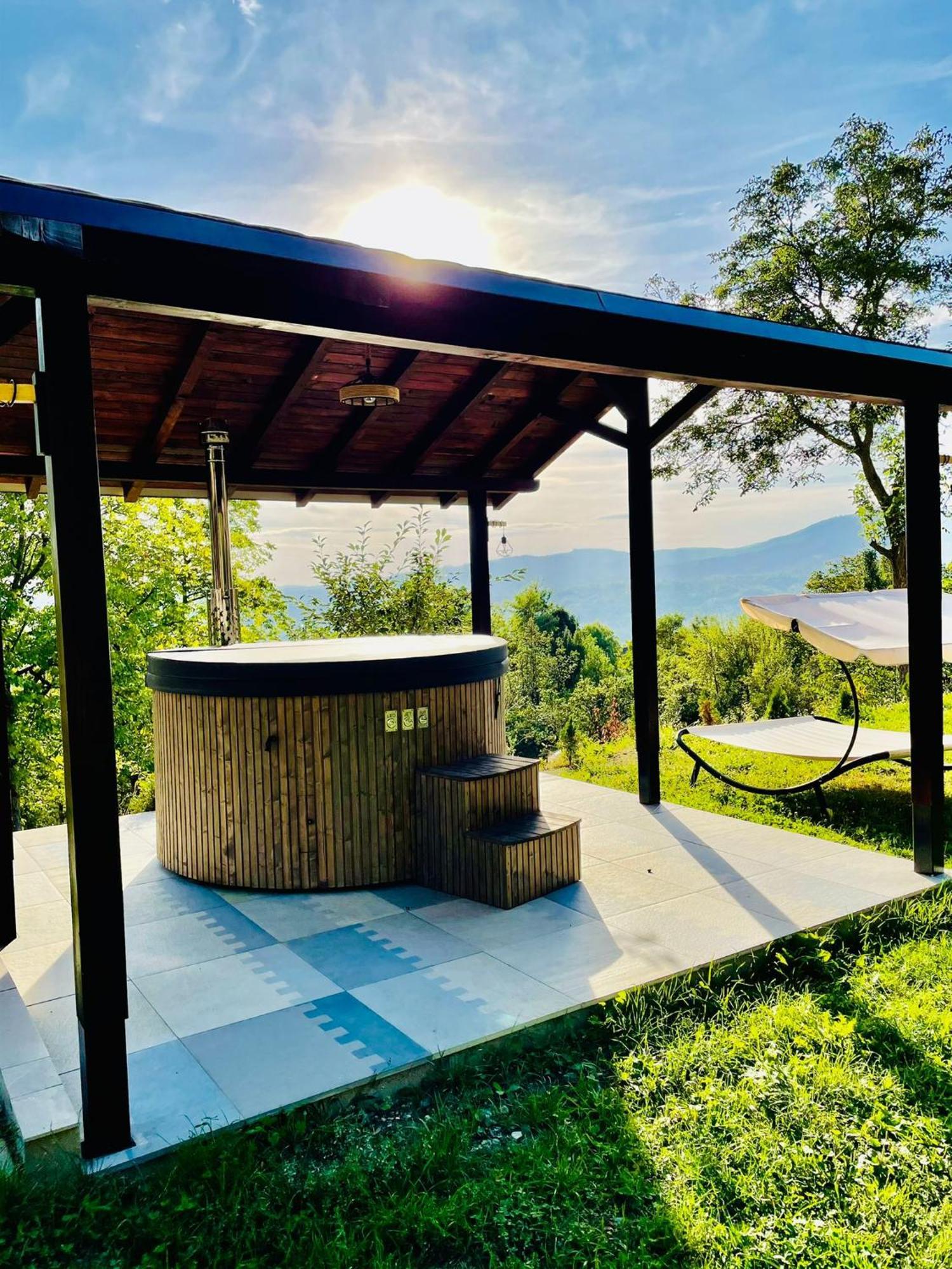 Pensiunea Piri Land Comarnic Extérieur photo
