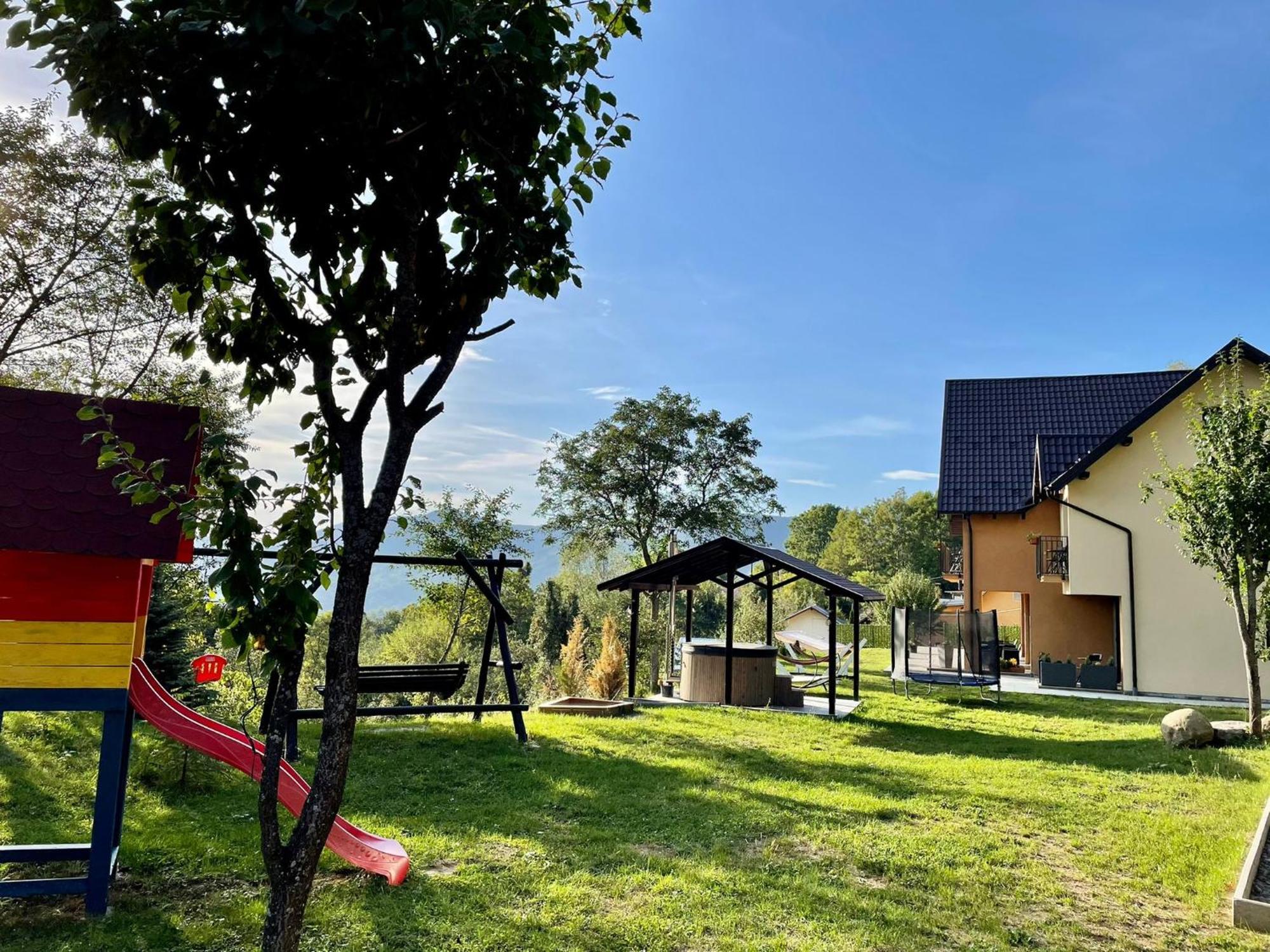 Pensiunea Piri Land Comarnic Extérieur photo